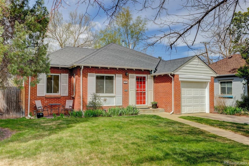 1381 Newport St, Denver, CO 80220