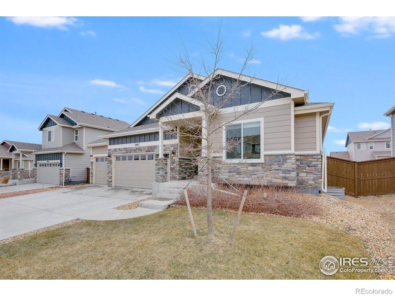 1882 La Salle Dr, Loveland, CO 80538