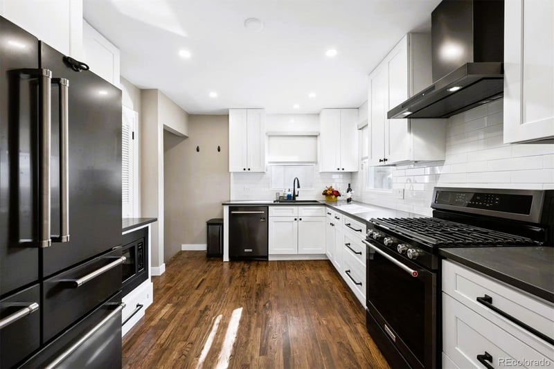 3041 W Scott Pl, Denver, CO 80211