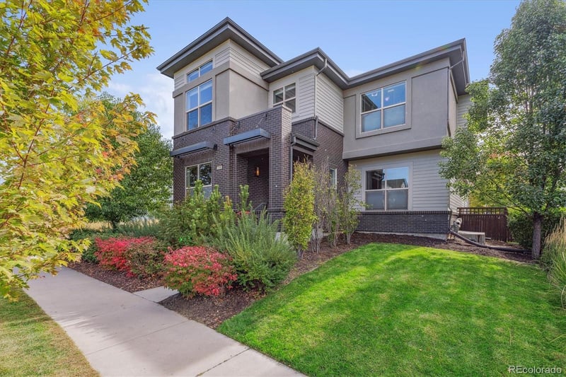 7840 E 32nd Ave, Denver, CO 80238