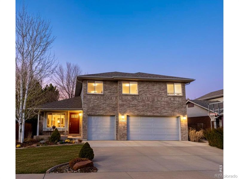 2612 Pheasant Dr, Longmont, CO 80503