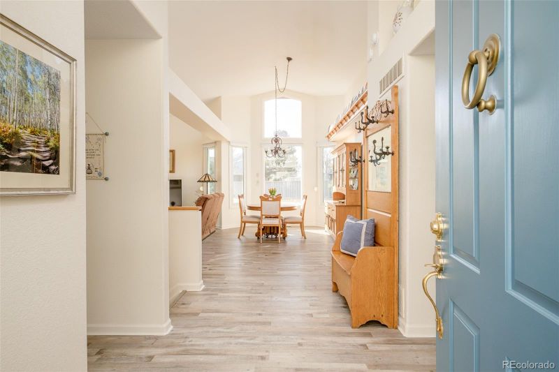 9670 W La Salle Ave, Lakewood, CO 80227