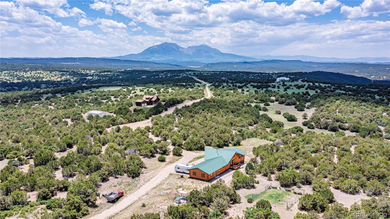 254 Sunset Ct, Walsenburg, CO 81089