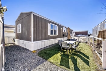 211 B St, Evans, CO 80620