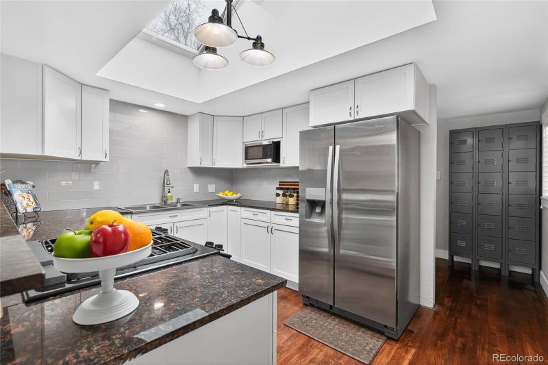 2916 S Downing St, Englewood, CO 80113