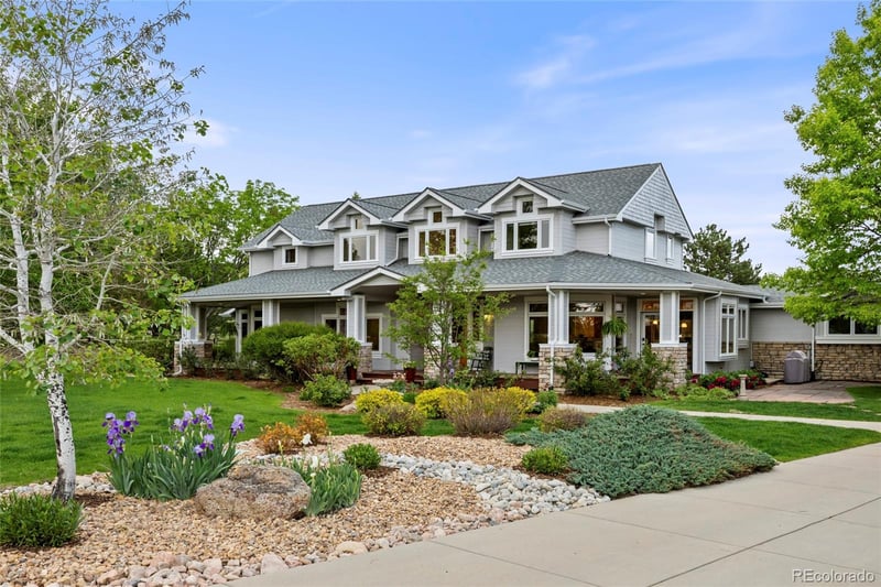 5355 Highlands Dr, Longmont, CO 80503