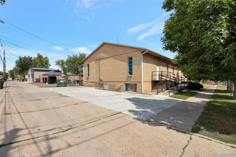 1201 W 41st Ave, Denver, CO 80211