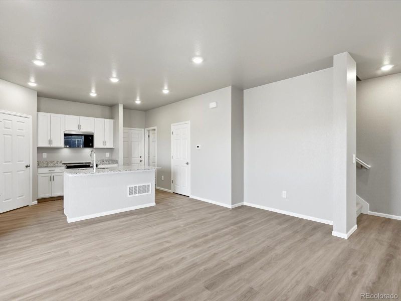 16358 Gaylord St, Thornton, CO 80602