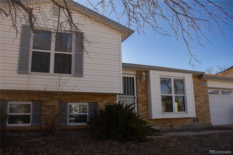 4458 E 93rd Dr, Thornton, CO 80229