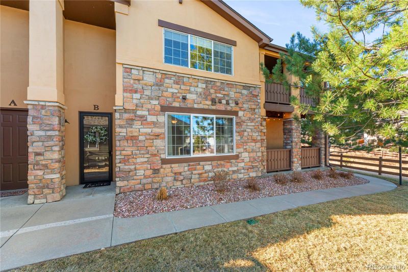 9896 W Freiburg Dr #1B, Littleton, CO 80127