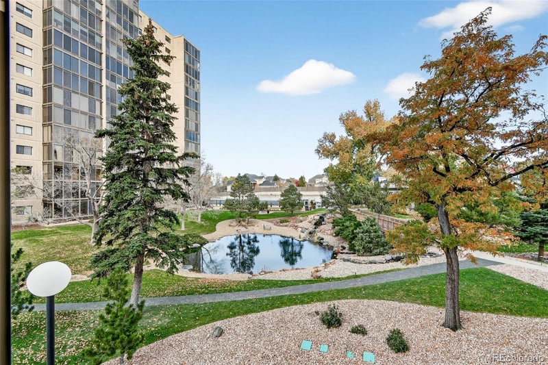 7877 E Mississippi Ave #207, Denver, CO 80247