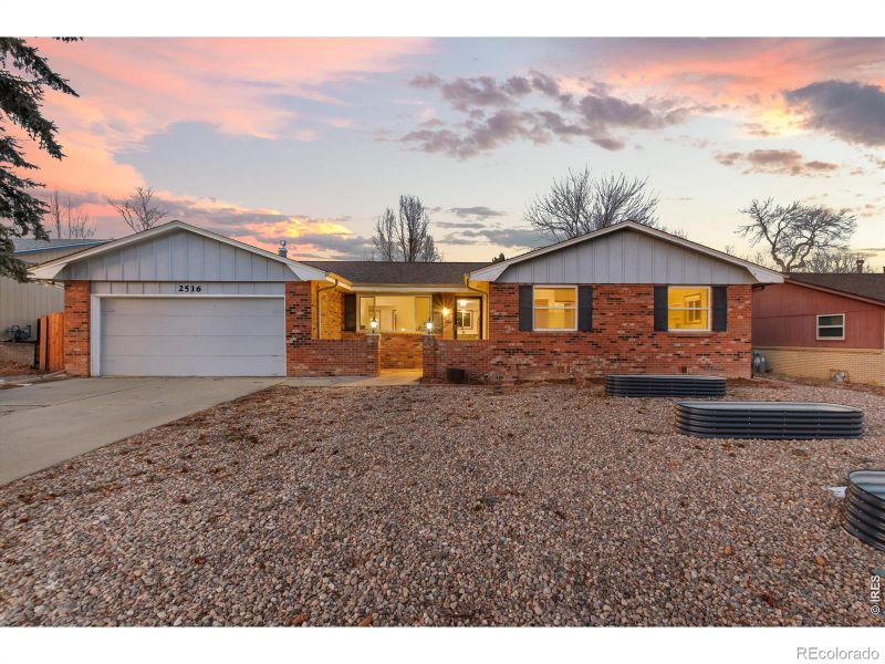 2516 Mountain View Ave, Longmont, CO 80503