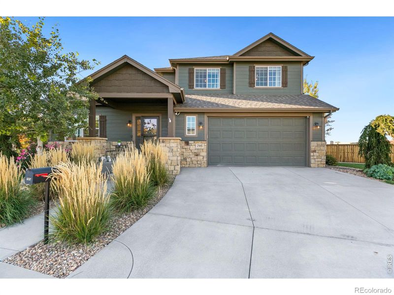 795 Capricorn Ct, Loveland, CO 80537