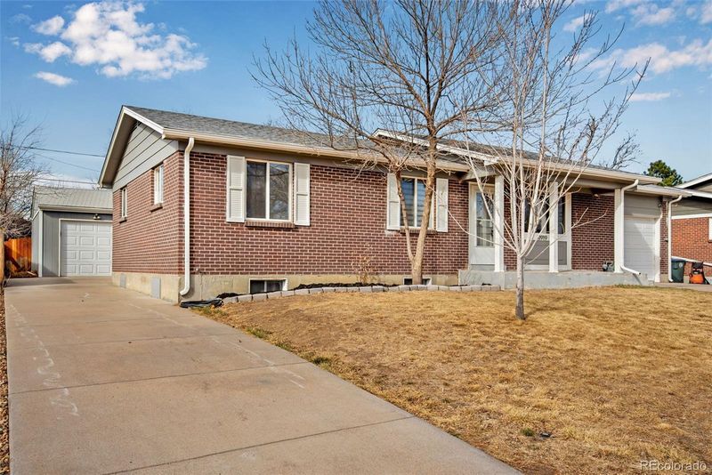 11919 Lavinia Ln, Northglenn, CO 80233