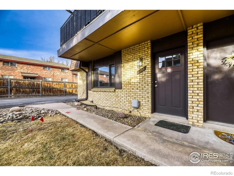 11293 W 18th Ave, Lakewood, CO 80215