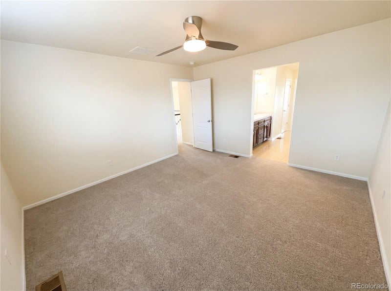 6334 N Ensenada Ct, Aurora, CO 80019
