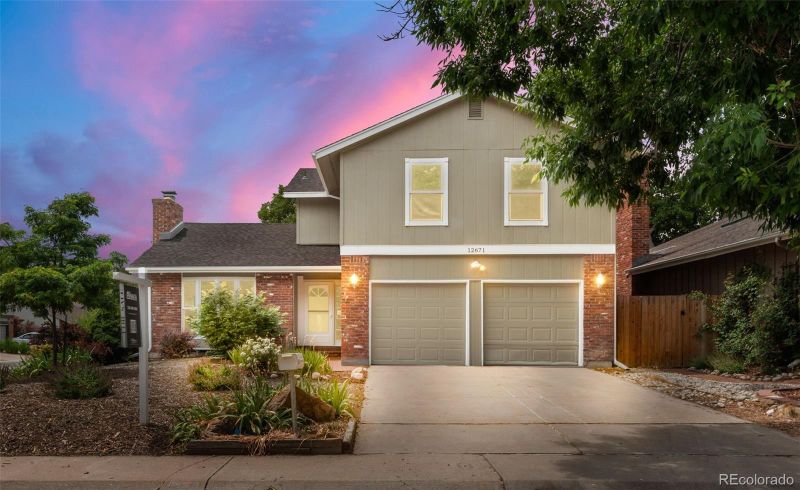 12671 E Bates Cir, Aurora, CO 80014