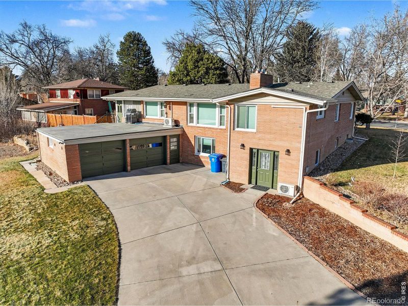 1210 W 6th St, Loveland, CO 80537
