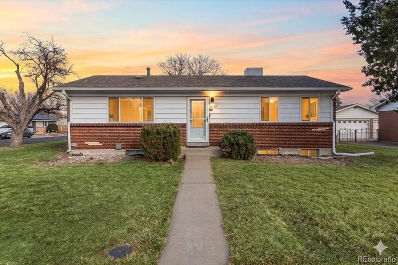 6040 Wolff St, Arvada, CO 80003