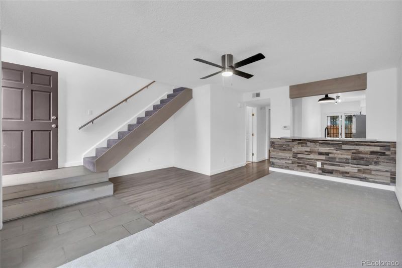 14352 E Arizona Ave, Aurora, CO 80012