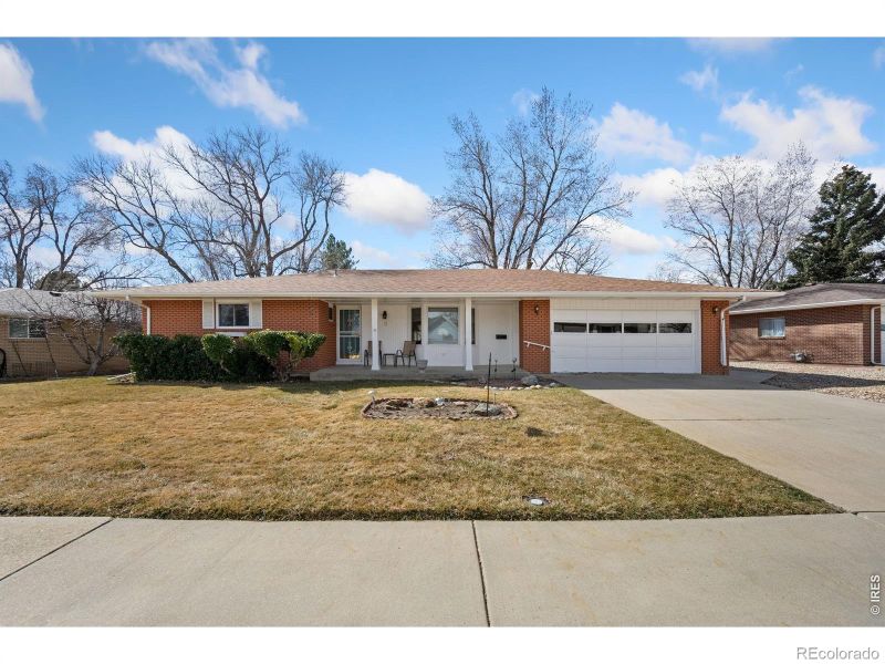 9 Princeton Cir, Longmont, CO 80503