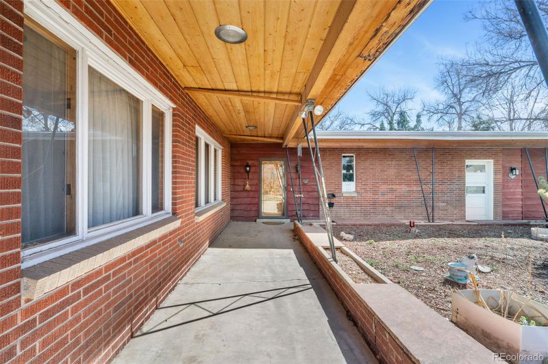 6490 S Clarkson St, Centennial, CO 80121