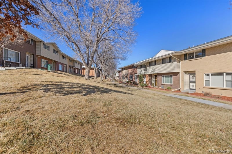 9051 E Nassau Ave #375, Denver, CO 80237