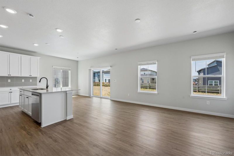 9393 Danube St, Commerce City, CO 80022