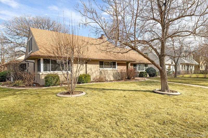 2250 N Monaco Pw, Denver, CO 80207