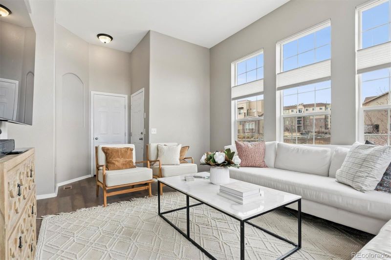 9424 Ridgeline Blvd #I, Highlands Ranch, CO 80129