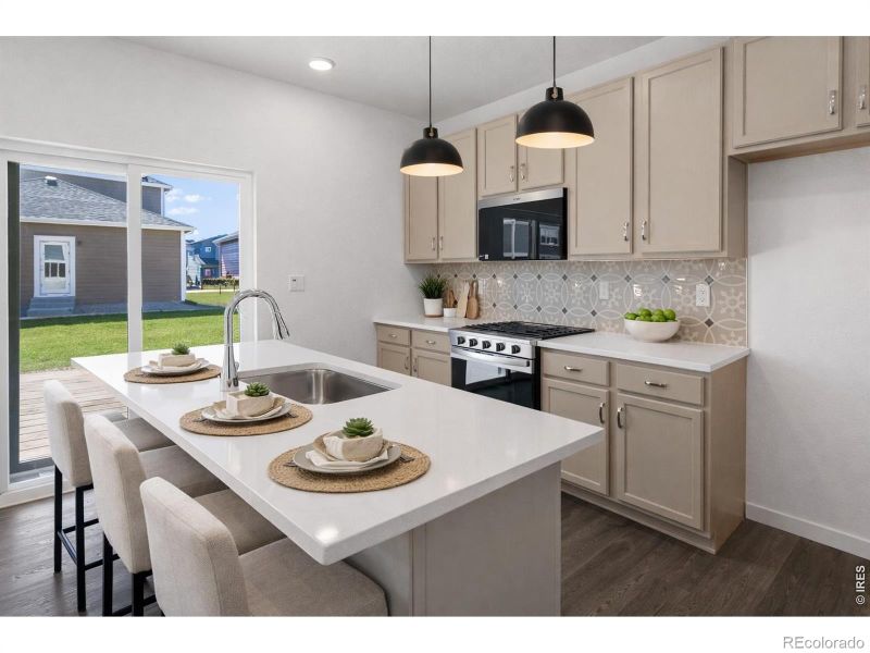3159 Robud Farms Dr, Fort Collins, CO 80524
