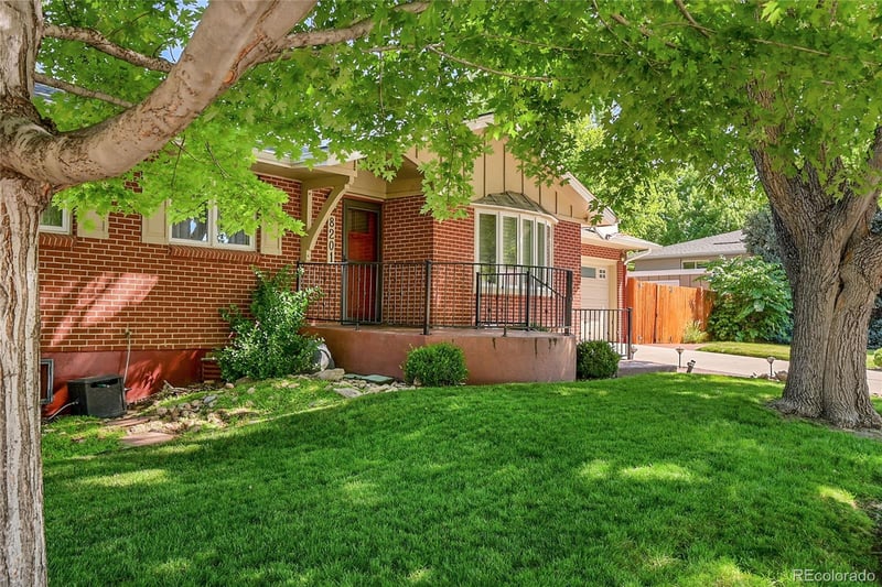 8201 E Lehigh Dr, Denver, CO 80237