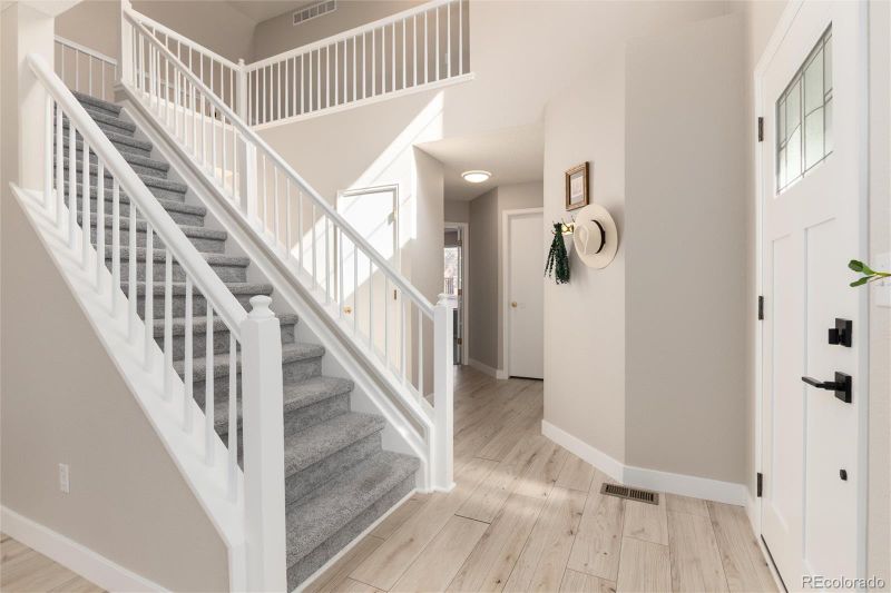 10075 Silver Maple Rd, Highlands Ranch, CO 80129