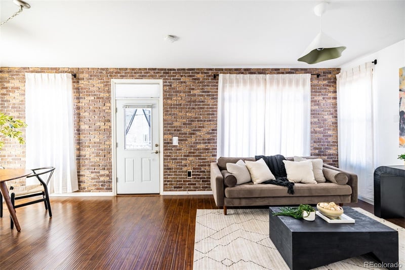 1655 N Humboldt St #206, Denver, CO 80218