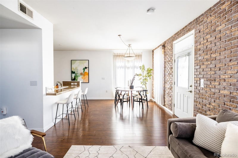 1655 N Humboldt St #206, Denver, CO 80218