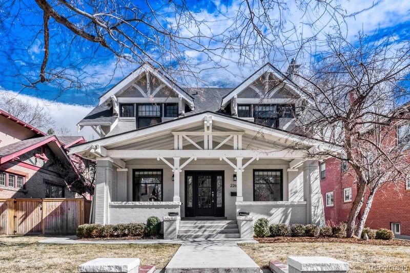 2260 Bellaire St, Denver, CO 80207