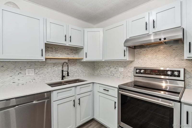 585 S Alton Way #12B, Denver, CO 80247
