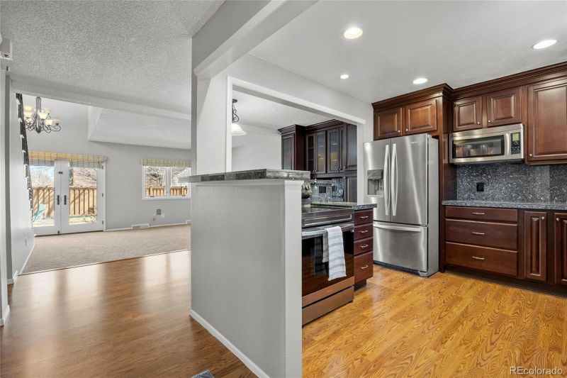 2625 S Peoria St, Aurora, CO 80014