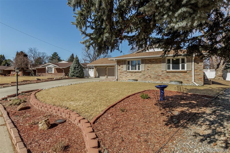 2424 S Jasmine St, Denver, CO 80222