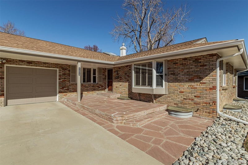 2424 S Jasmine St, Denver, CO 80222