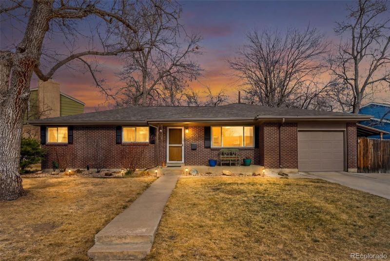 5834 Swadley Ct, Arvada, CO 80004