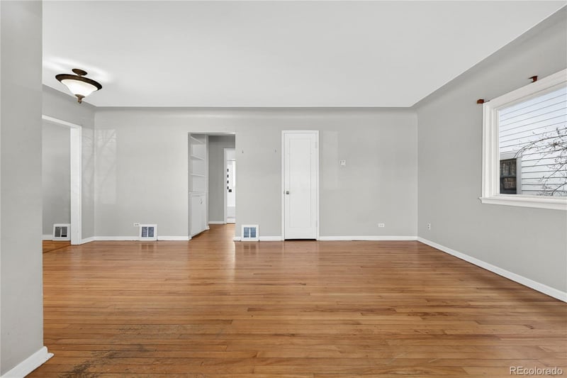 2476 S Monroe St, Denver, CO 80210