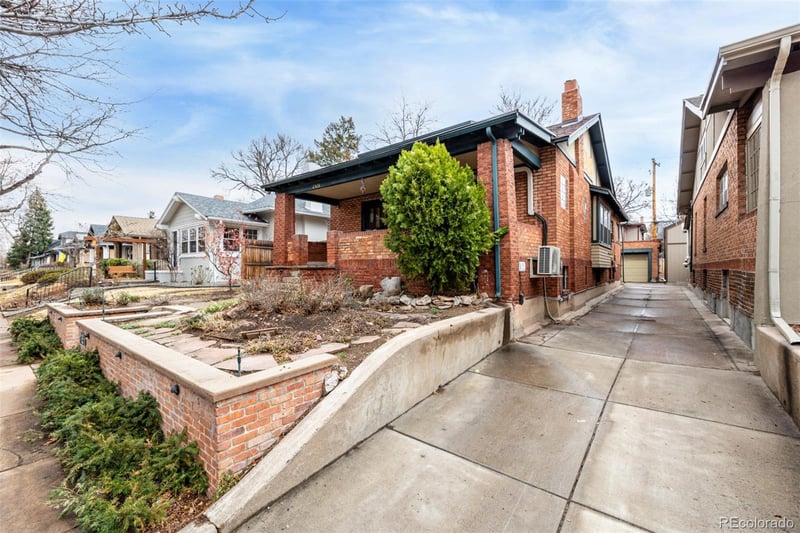 2320 Dexter St, Denver, CO 80207