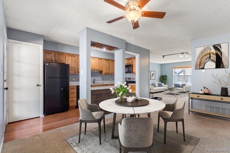 2301 E Fremont Ave #Y06, Centennial, CO 80122