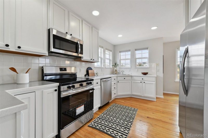 7962 S Buchanan Way, Aurora, CO 80016