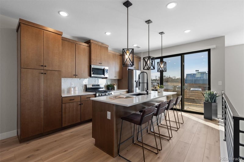 2074 S Holly St #2, Denver, CO 80222