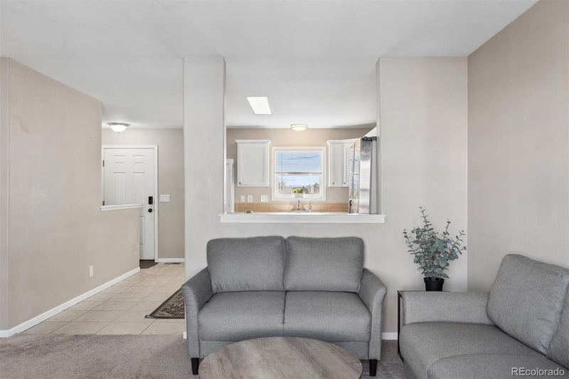 1060 S Perry St, Denver, CO 80219