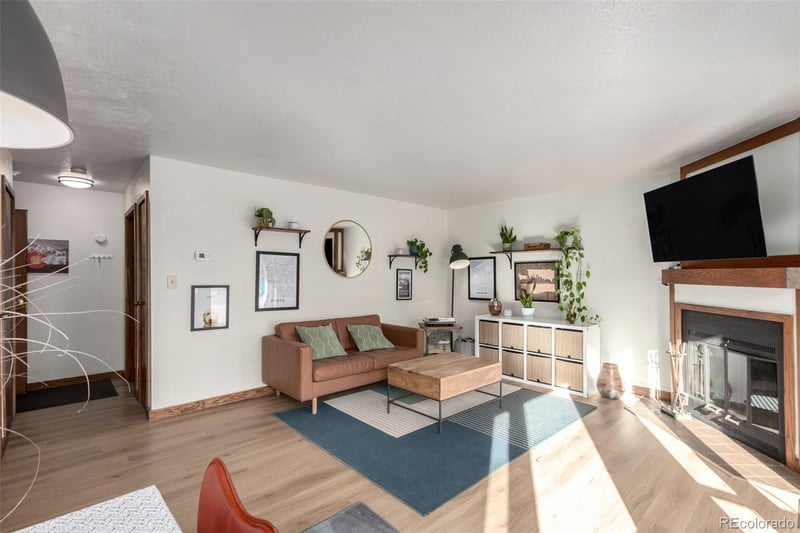704 N Pearl St #210, Denver, CO 80203