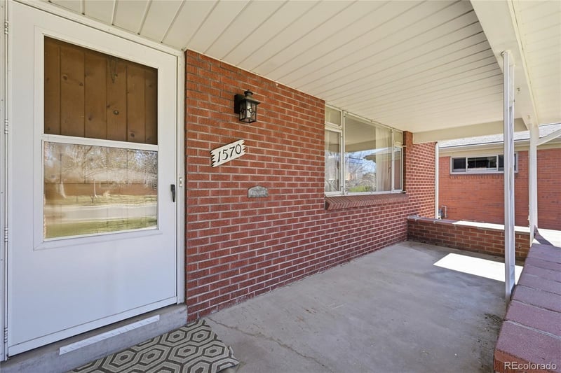 1570 S Clermont St, Denver, CO 80222