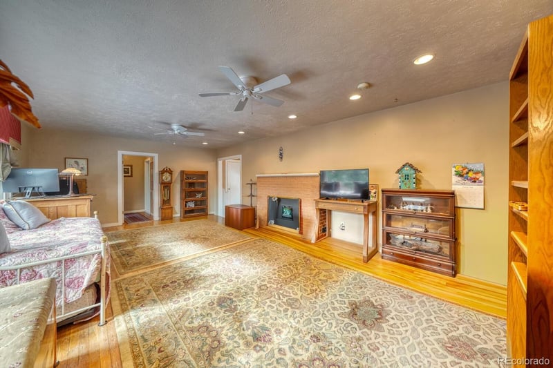 8225 W Us Highway 24, Cascade, CO 80809